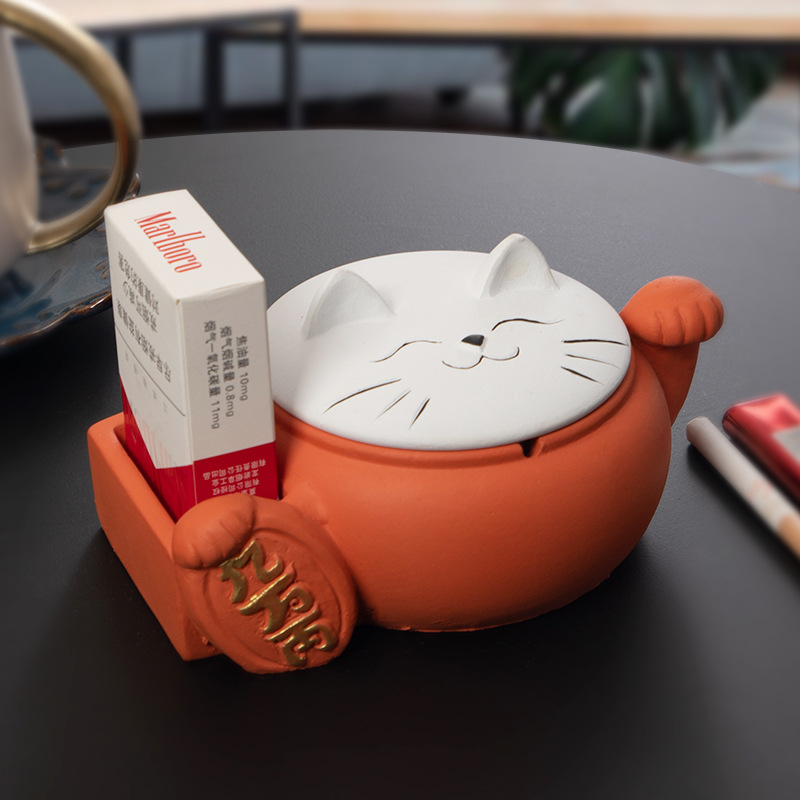 Home Office Trend - Creative Lucky Cat Ashtray Personality Trend