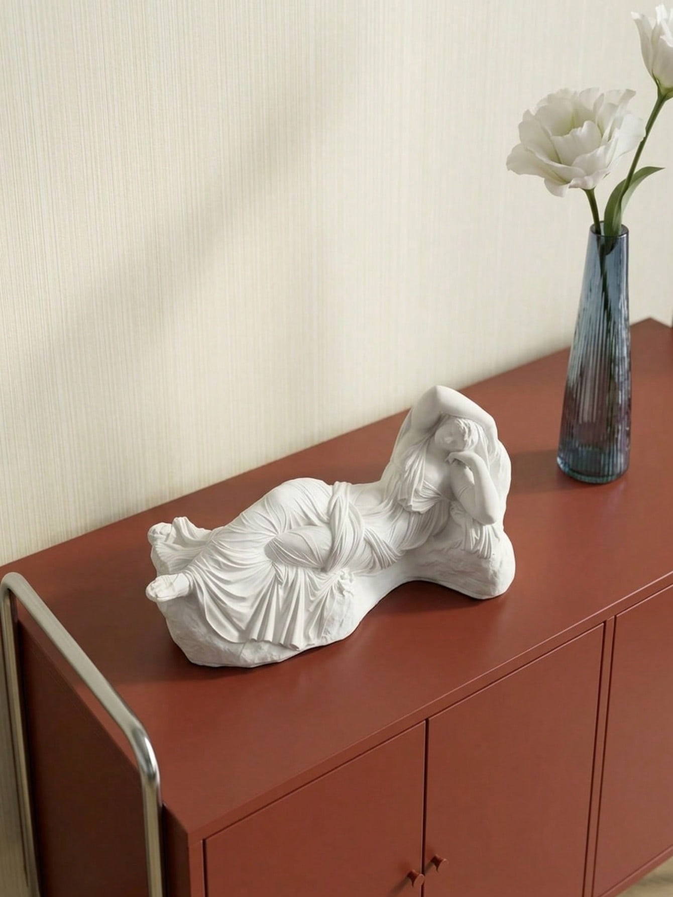 Classical Reclining Female Sta - Home Or Office Use ulasan dan harga